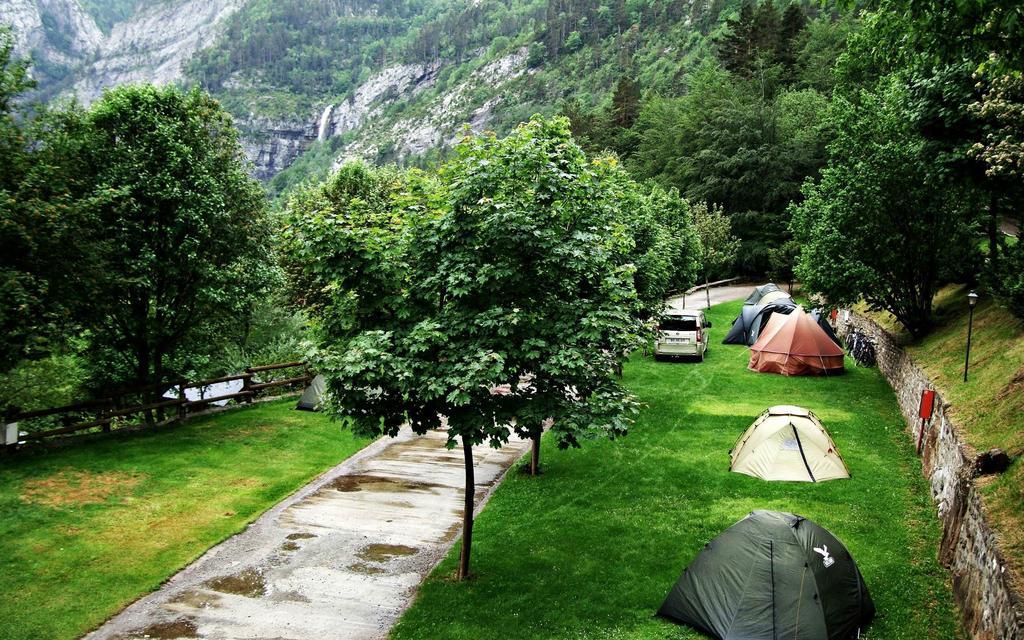 Camping Valle De Bujaruelo Torla Dış mekan fotoğraf